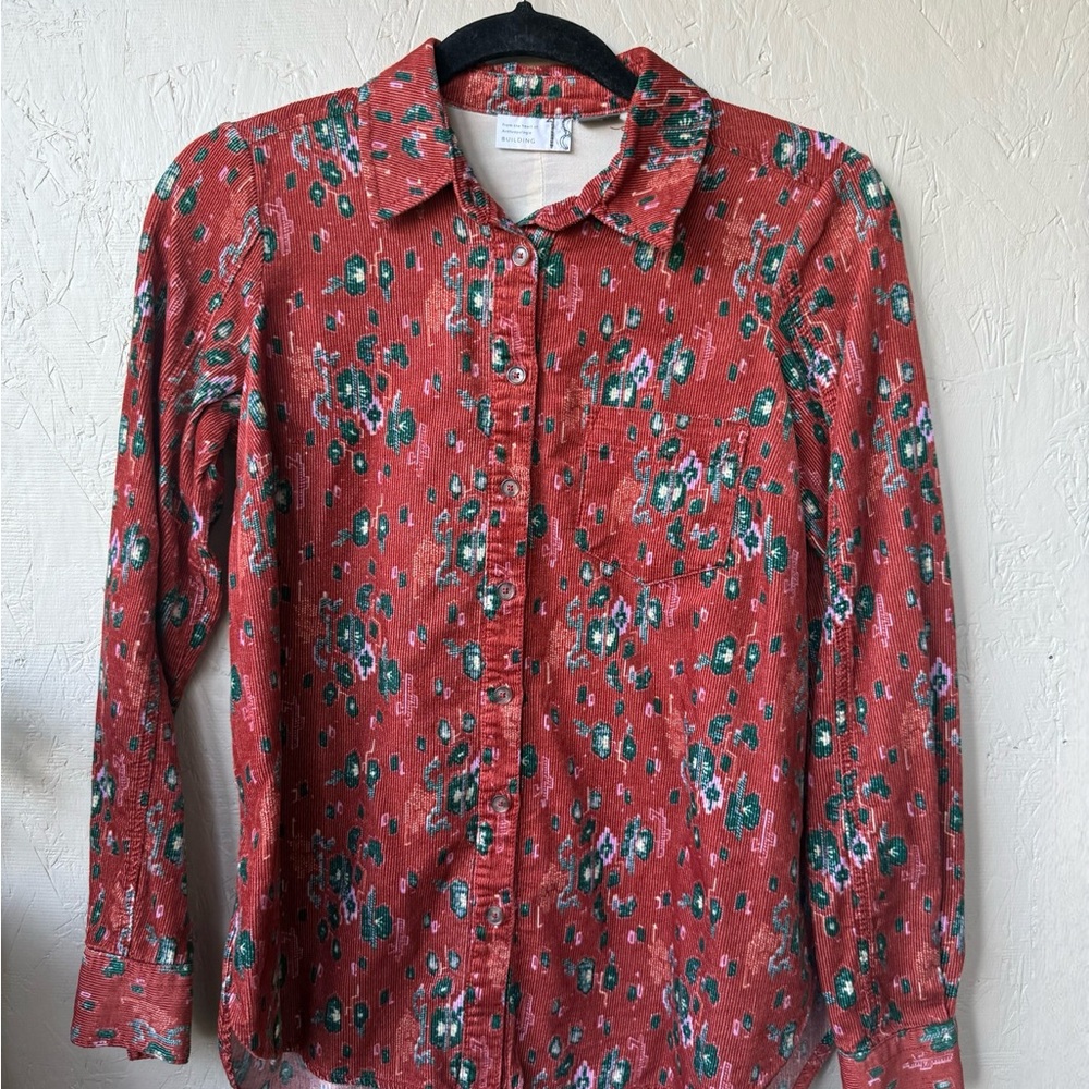 Anthropologie Patterned Button Down Shirt Size XS